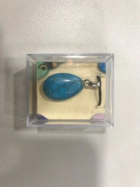 Gemstone pendant blue oval